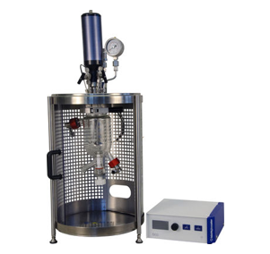 Small-scale pressure reactors, stirred