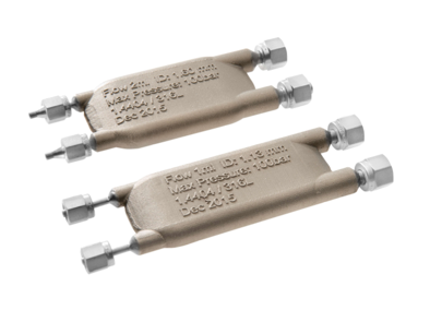 Metal 3D printed flow reactors